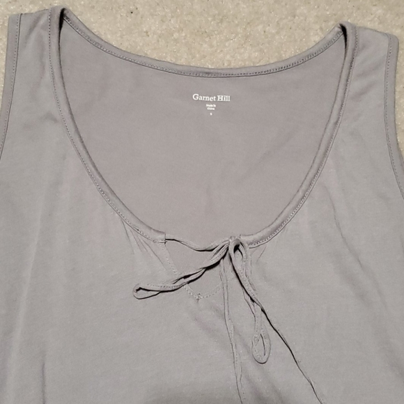 Gray Garnet Hill tank top - Picture 3 of 3